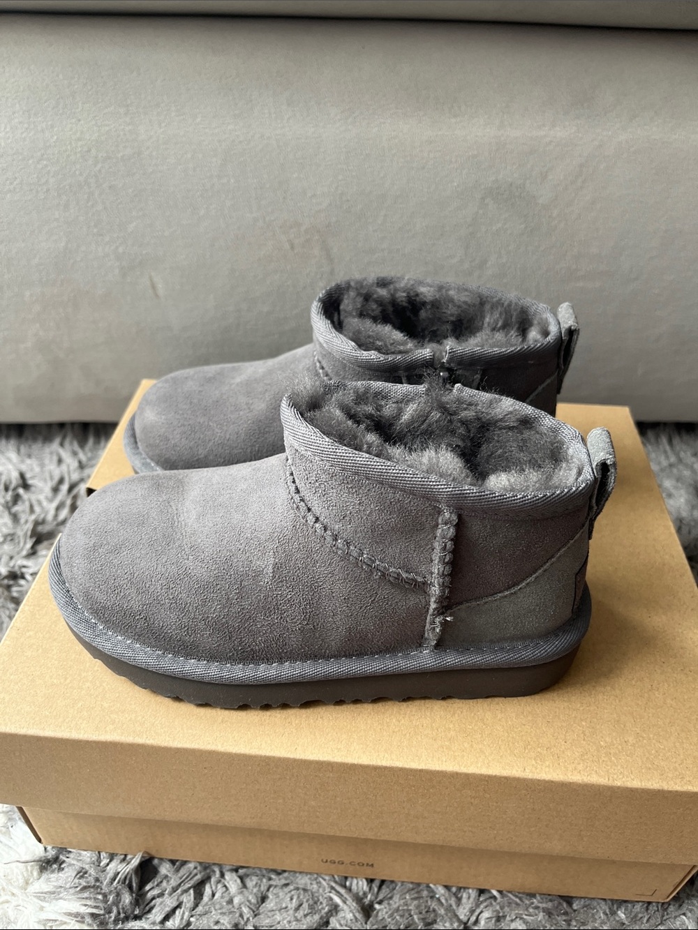 UGG toddler classic ultra mini boot. Grey. US Size 11. New in box.